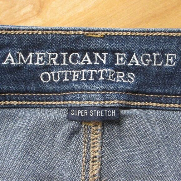 AMERICAN EAGLE Kick Crop Ripped Jeans Womens Sz 14 Distressed Stretch Blue Denim - Picture 5 of 16